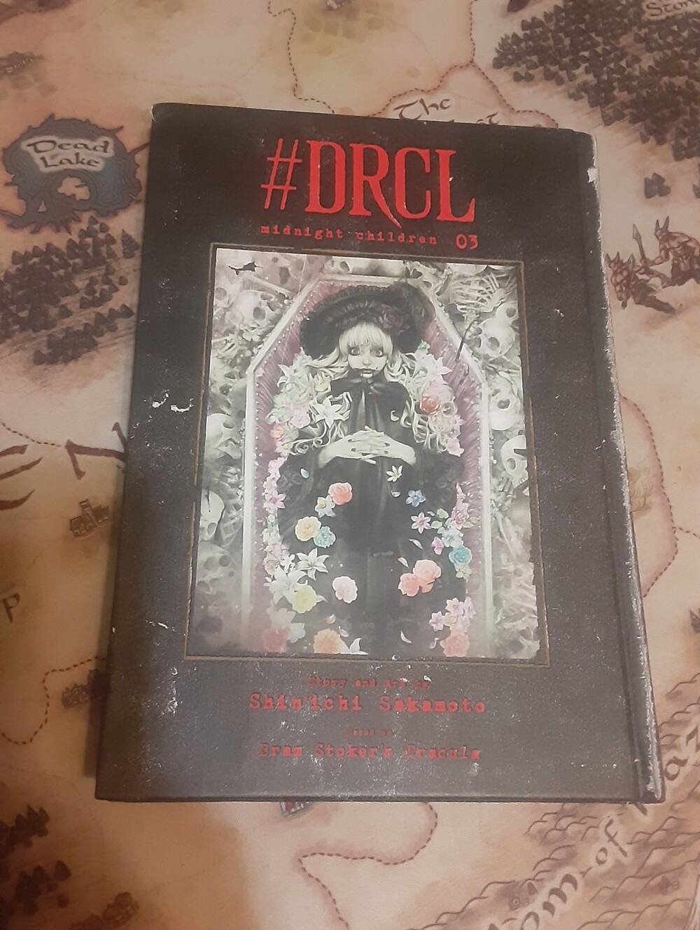 #DRCL Midnight Children Volume 3  shinichi sakamoto Viz hardcover book . has a c